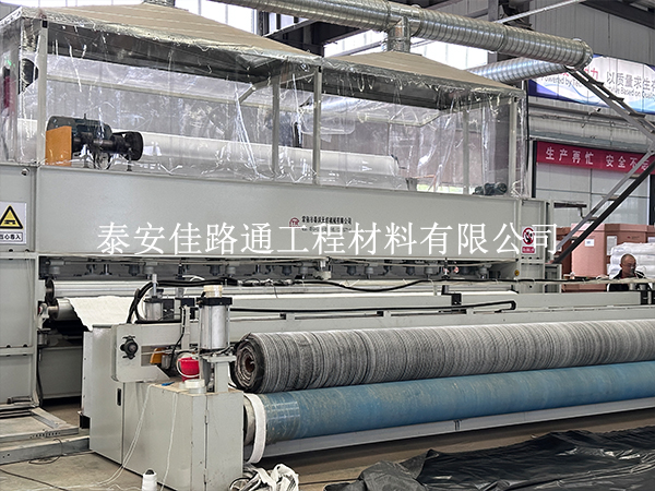 人工湖膨潤土防水毯接縫總漏？這些處理技巧要掌握